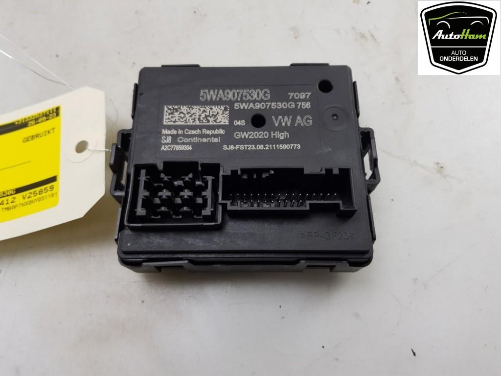 GATEWAY MODULE Octavia (NXAA) (|5WA907530G|5WA907530Q|), Utilisé, Skoda
