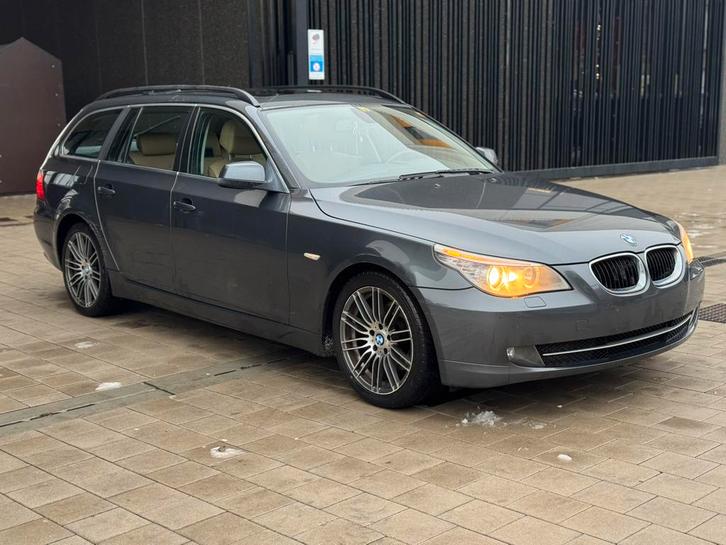 BMW 520d / FACELIFT! / EURO 5! / BLANCO KEURING!, Auto's, BMW, Particulier, 5 Reeks, ABS, Airbags, Airconditioning, Alarm, Bluetooth