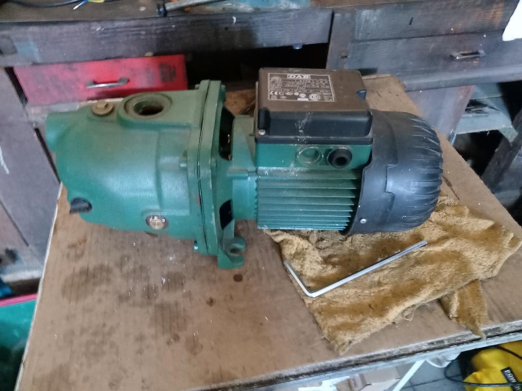 DAB-oppervlaktepomp, Ophalen, Gebruikt, Elektrisch, Regentonpomp