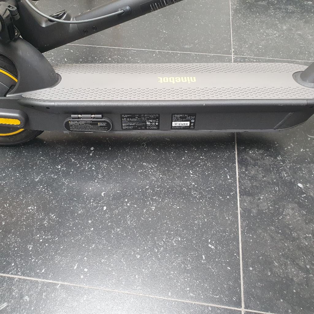 Segway Ninebot max 30 G, Fietsen en Brommers, Steps, Ophalen, Zo goed als nieuw, Elektrische step (E-scooter), Segway ninebot