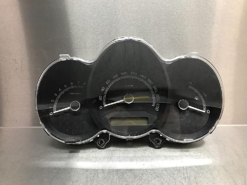 COMPTEUR DE VITESSE Kia Venga (|940031P920|), Autos : Pièces & Accessoires, Tableau de bord & Interrupteurs, Kia, Utilisé