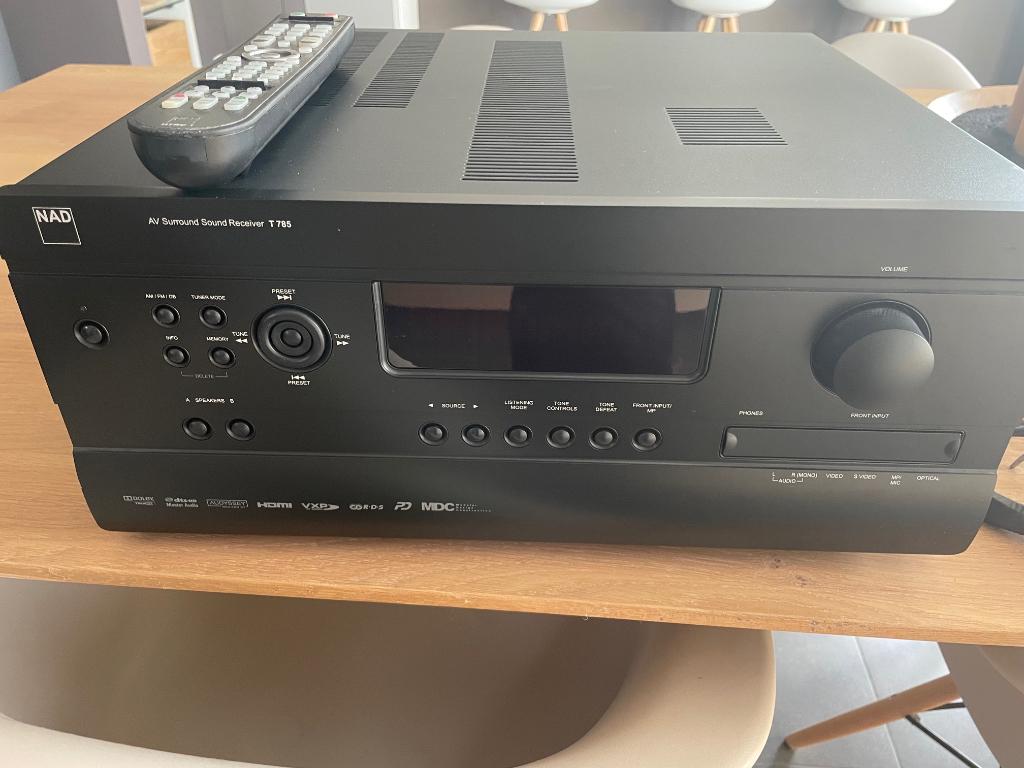 NAD versterker, TV, Hi-fi & Vidéo, Amplificateurs & Ampli-syntoniseurs, Enlèvement, Ne fonctionne pas, 120 watts ou plus, Autres marques