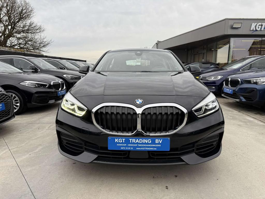BMW 1 Serie 116 i FULL LED NAVIGATIE CARPLAY DAB BLUETOOTH P, Gebruikt, 5 deurs, 3 cilinders, 1395 kg