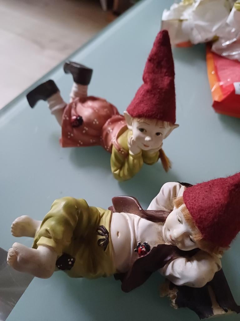 Beeldjes elfenkoppel gem lengte ong 15 cm., Ophalen of Verzenden, Zo goed als nieuw, Beeldje of Poppetje