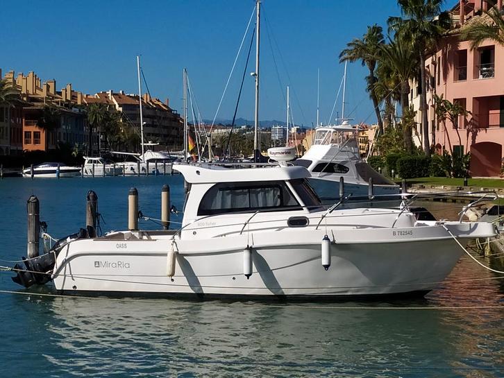 Vissersboot, Watersport en Boten, Vis- en Consoleboten, Zo goed als nieuw, 70 pk of meer, 6 meter of meer, Benzine, Buitenboordmotor