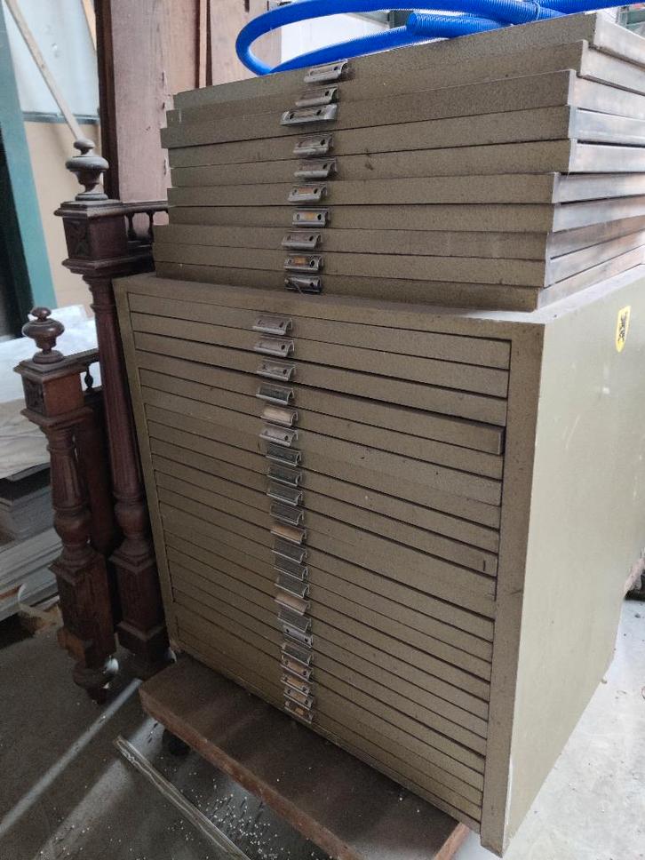 Vintage letterkast, Antiek en Kunst, Curiosa en Brocante, Ophalen