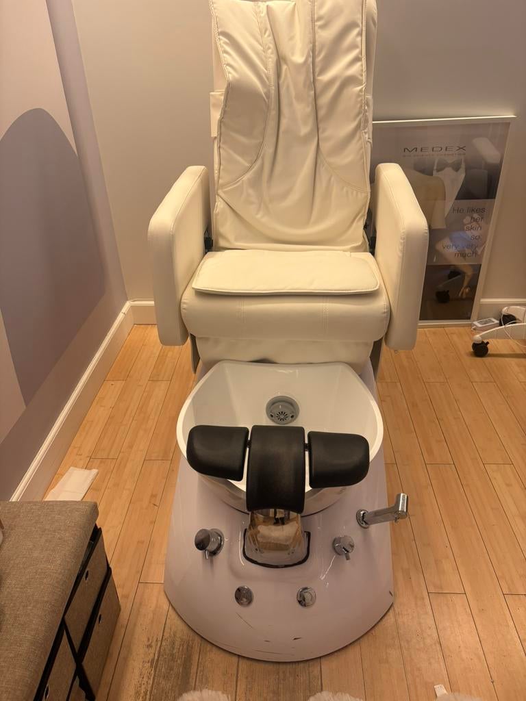 Pedicure & salonstoel, Enlèvement ou Envoi, Comme neuf