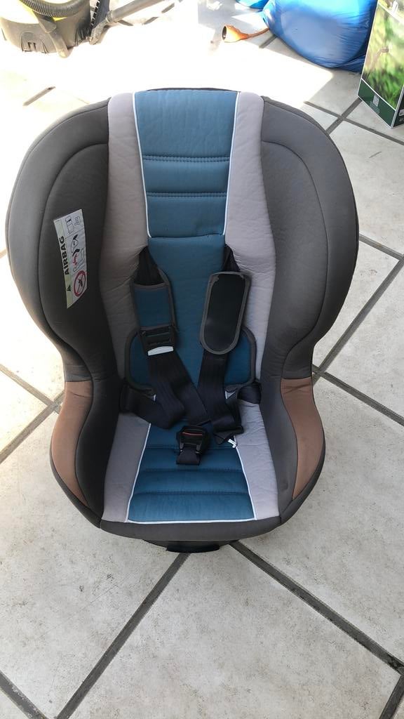 Siège pour bébé ou enfant avec fonction pivotante, Ceinture de sécurité, Enlèvement, Utilisé, Protection latérale