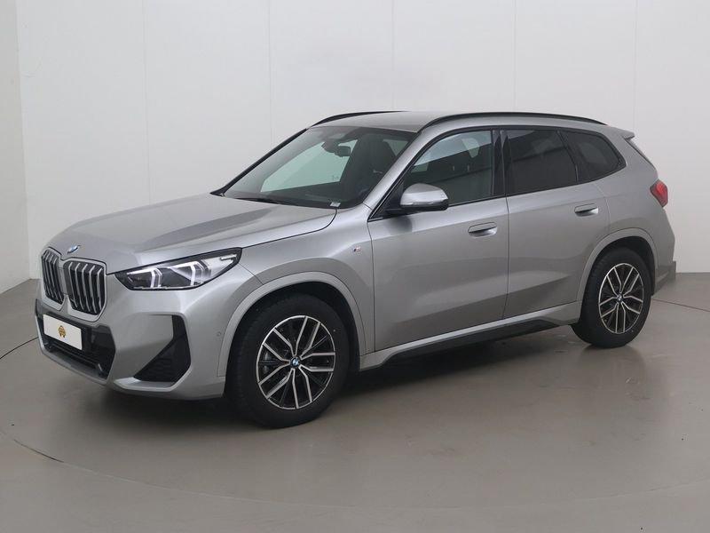 BMW X1 1.5ia sdrive18 136 AT, Auto's, BMW, Gebruikt, Zwart, 146 g/km, Bedrijf