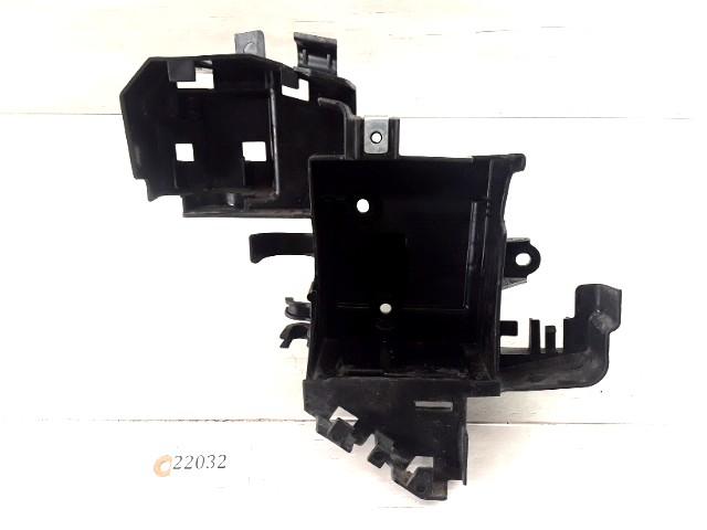 CB125F 2015 - 2020 Honda Batterijbak D1-39847, Motoren, Onderdelen | Honda