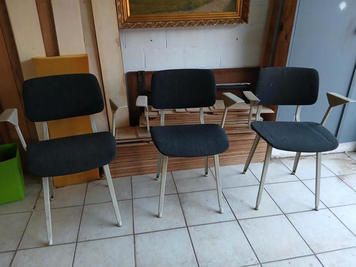 3 vintage stoelen Friso Kramer, Huis en Inrichting, Stoelen, Metaal, Stof, Ophalen