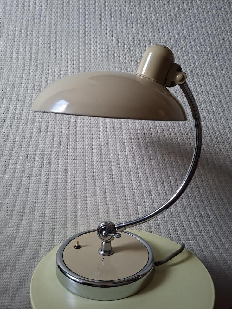 Bureaulamp, Kaiser Idell, mod. 6631, design Christian Dell, Antiek en Kunst, Antiek | Verlichting, Ophalen of Verzenden