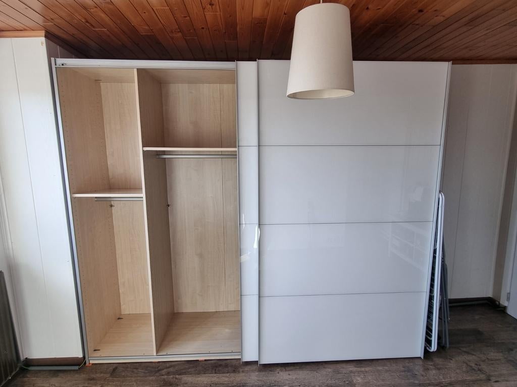 Kleerkast Prenuptia, Huis en Inrichting, Kasten | Kleerkasten, Ophalen