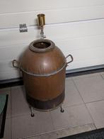 Koperen ketel met distileer kolom, Ophalen