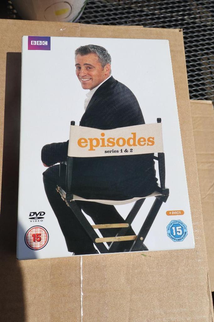 Episodes series 1 & 2 - 4 DVD box, Cd's en Dvd's, Vanaf 12 jaar, Ophalen of Verzenden, Gebruikt, Komedie