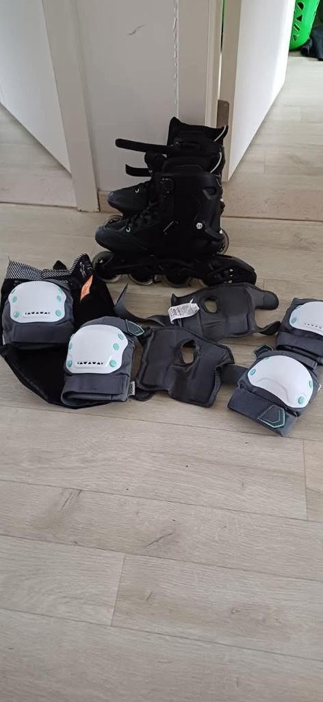 rollerskates te koop, Femmes, Réglable, Comme neuf, Enlèvement
