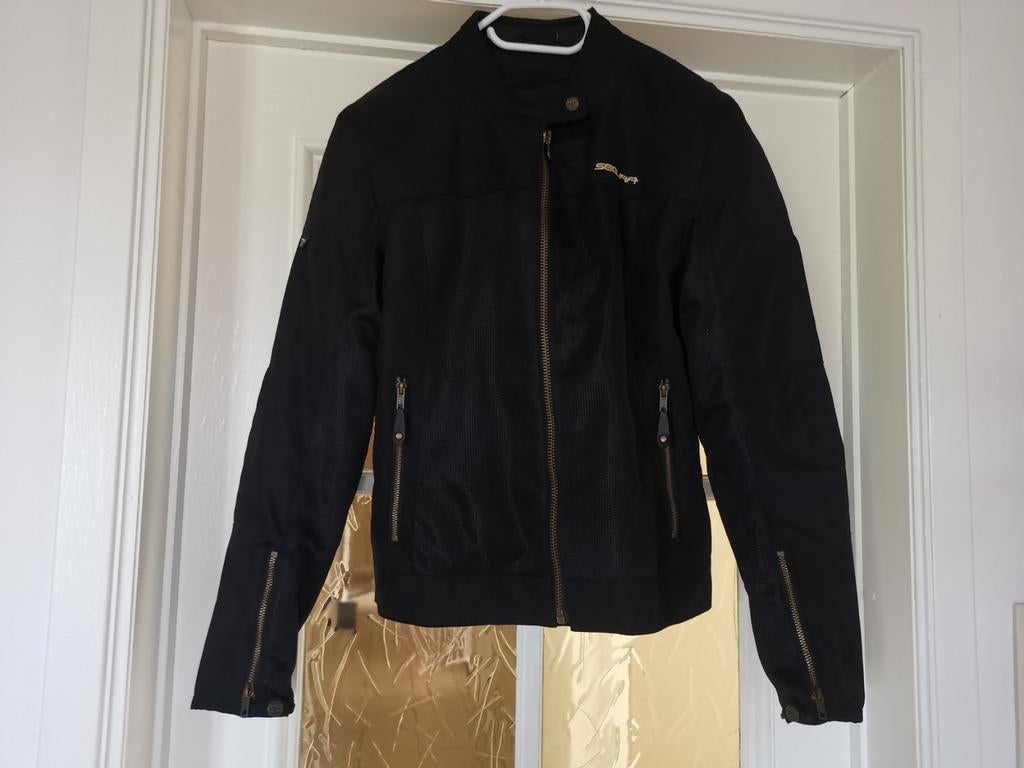 Motorjas segura zo goed als nieuw!, Motoren, Ophalen, Dames