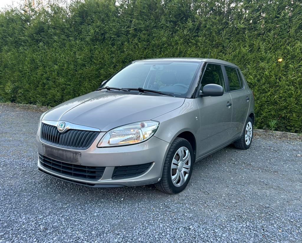 Skoda Fabia 2013/ benzine1.4 blanco gekeurd voor verkoop, Auto's, Bedrijf, ABS, Te koop, Benzine