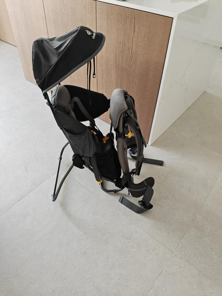 Porte-enfant Deuter, Enlèvement