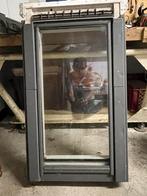 Fenêtre Velux GU004, Bricolage & Construction, Vitres, Châssis & Fenêtres, Double vitrage, Lucarne, Enlèvement, Utilisé