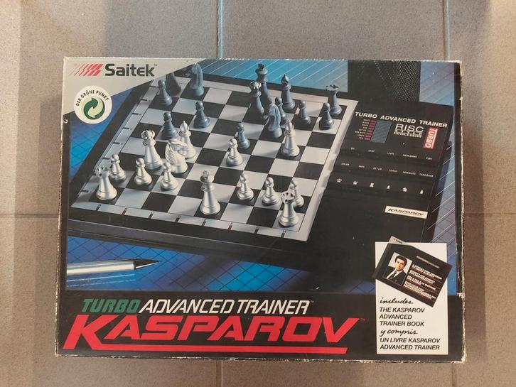 Kasparov Saitek schaakcomputer, Hobby en Vrije tijd, Gezelschapsspellen | Bordspellen, Gebruikt, Een of twee spelers, Ophalen