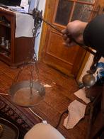 Antieke weegschaal met koperen schaal, Antiquités & Art, Enlèvement ou Envoi