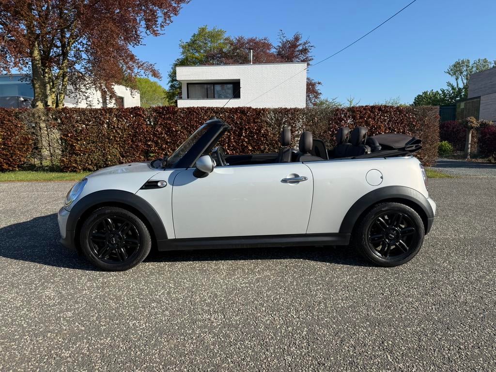 Mini Cabrio One 1.6i - Benzine - Manueel - 98 hp  160.083 km, Auto's, Euro 6, 4 cilinders, 0 kg, Wit
