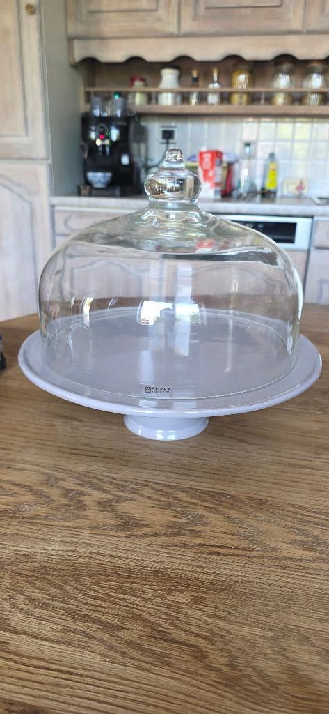 Taarten stolp, Ophalen, Zo goed als nieuw