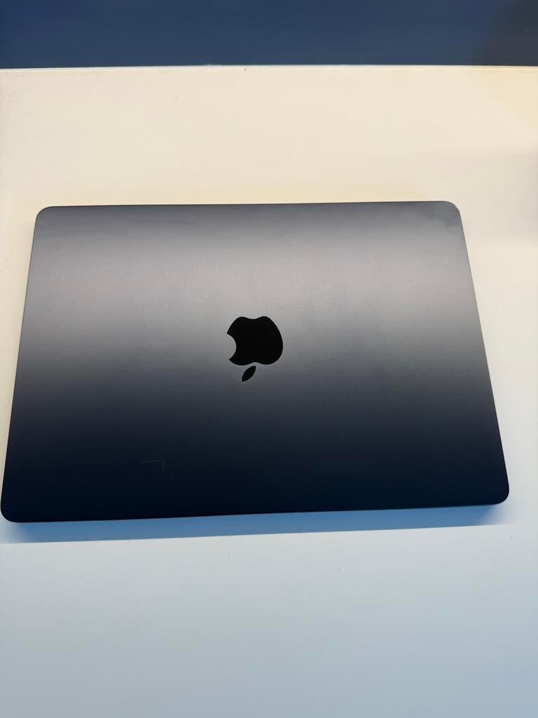 Macbook Air M2 super état 2024, Computers en Software, Apple Macbooks, Ophalen, MacBook