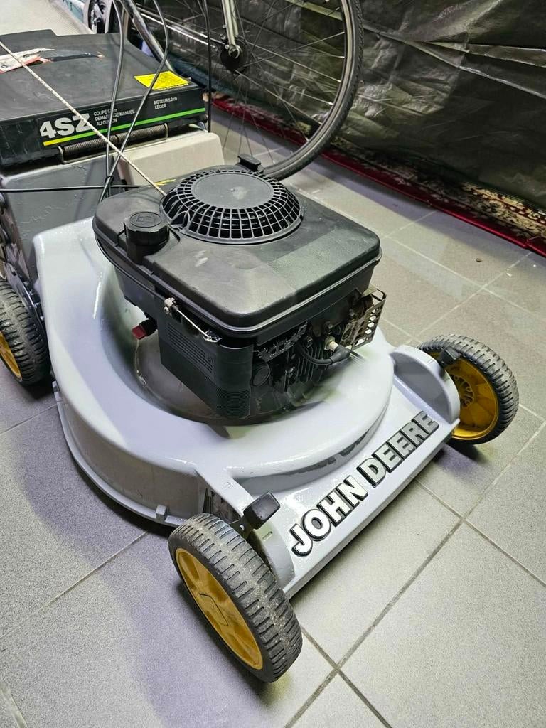 Grasmaaier John Deere, Jardin & Terrasse, John Deere, Tondeuses à gazon à essence, Utilisé, Enlèvement