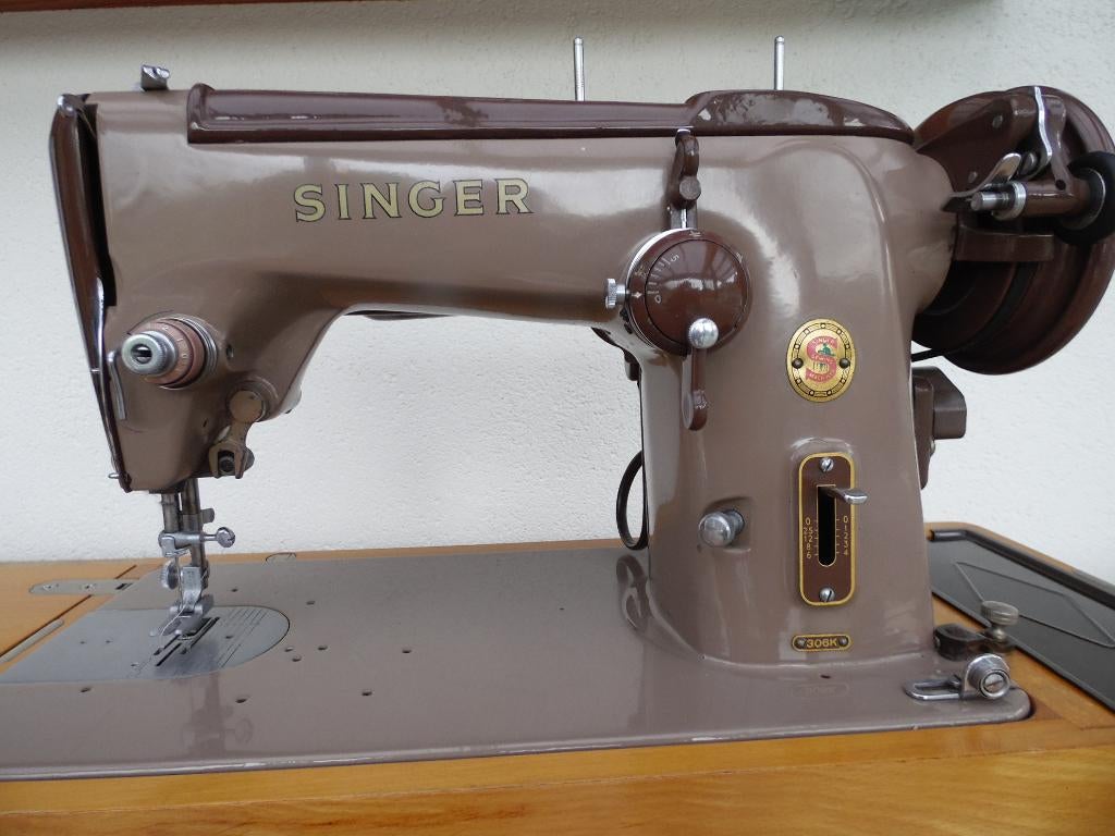 Vintage naaimachine, Ophalen