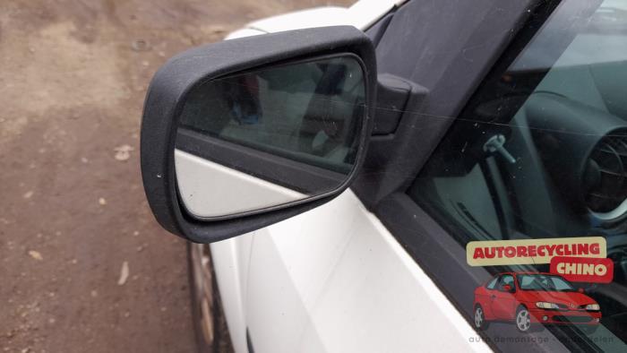 Rétroviseur extérieur gauche d'un Ford Fiesta, Autos : Pièces & Accessoires, Rétroviseurs, Ford, Utilisé, 3 mois de garantie, Enlèvement ou Envoi
