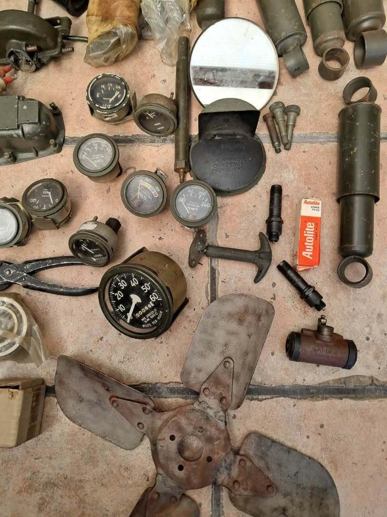 militaria, verschillende spullen van Willy Jeep, Verzamelen, Ophalen, Landmacht