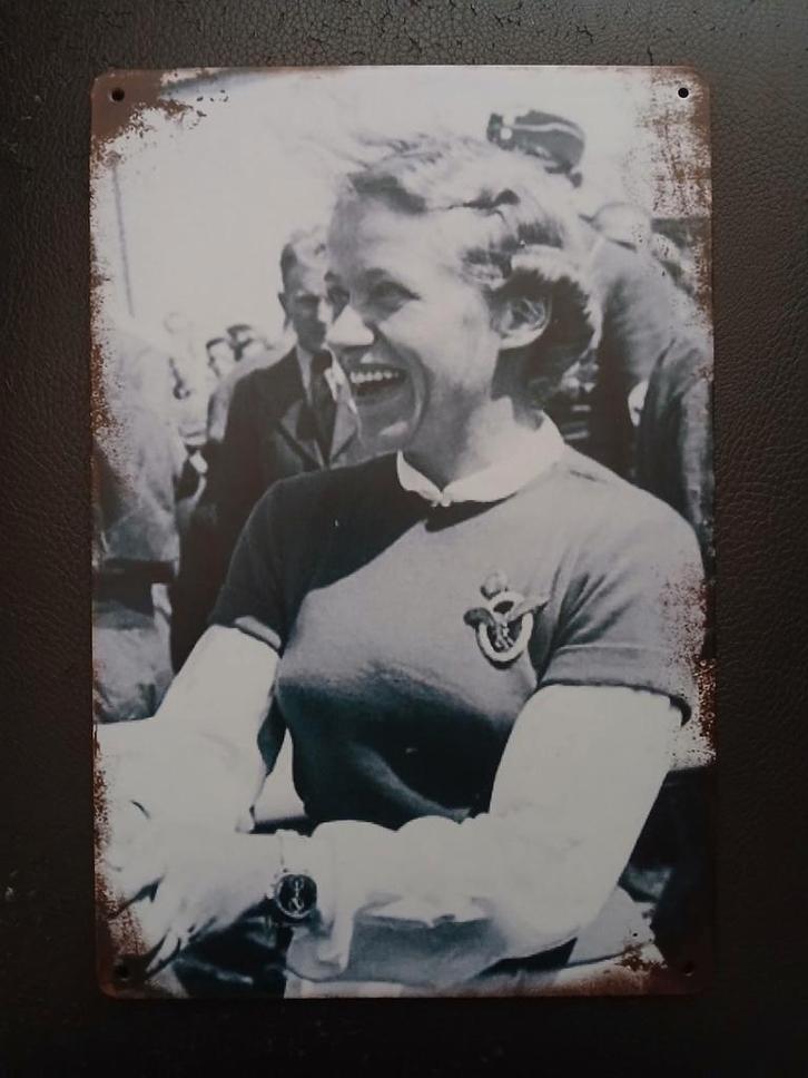 Hanna Reisch, Collections, Articles de Sport & Football, Enlèvement ou Envoi