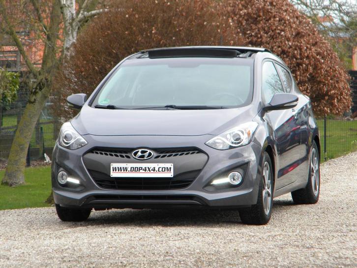 Hyundai i30 1.4 Coupé 8990€ garantie, Auto's, Hyundai, Bedrijf, Coupé, ABS, Airbags, Airconditioning, Alarm, Bluetooth, Boordcomputer