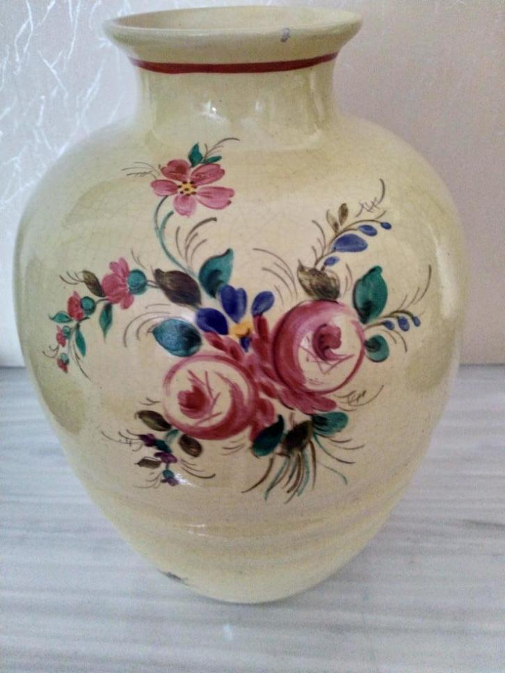 vaas bloemenmotief ERDENA nr. 108 hoogte 17cm vintage, Antiek en Kunst, Antiek | Vazen, Ophalen of Verzenden