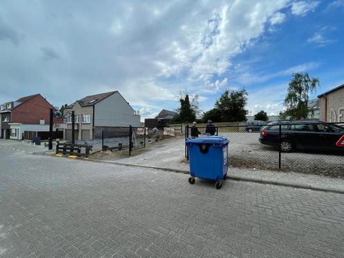 Parkeerplaatsen TE HUUR, pal in centrum Heist-op-den-Berg, Immo, Garages en Parkeerplaatsen, Provincie Antwerpen