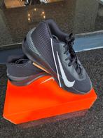 Nike GT Jump Man Academy, Ophalen