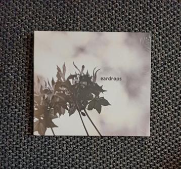 CD: Eardrops: Gravity has no right to define up and down (Kr beschikbaar voor biedingen