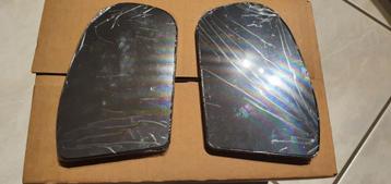 Spiegelglas van Mercedes W211 beschikbaar voor biedingen