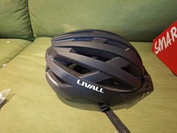 Fietshelm Livall smart helmet nieuwstaat maat 58-62