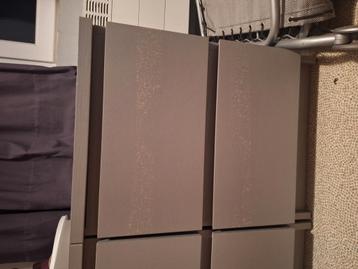 Nachtkastje  Malm  ikea  beschikbaar voor biedingen