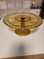 Présentoir à tarte, Enlèvement