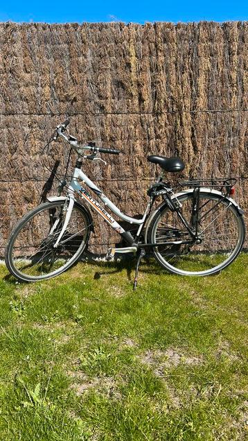 Damesfiets Venturelli beschikbaar voor biedingen