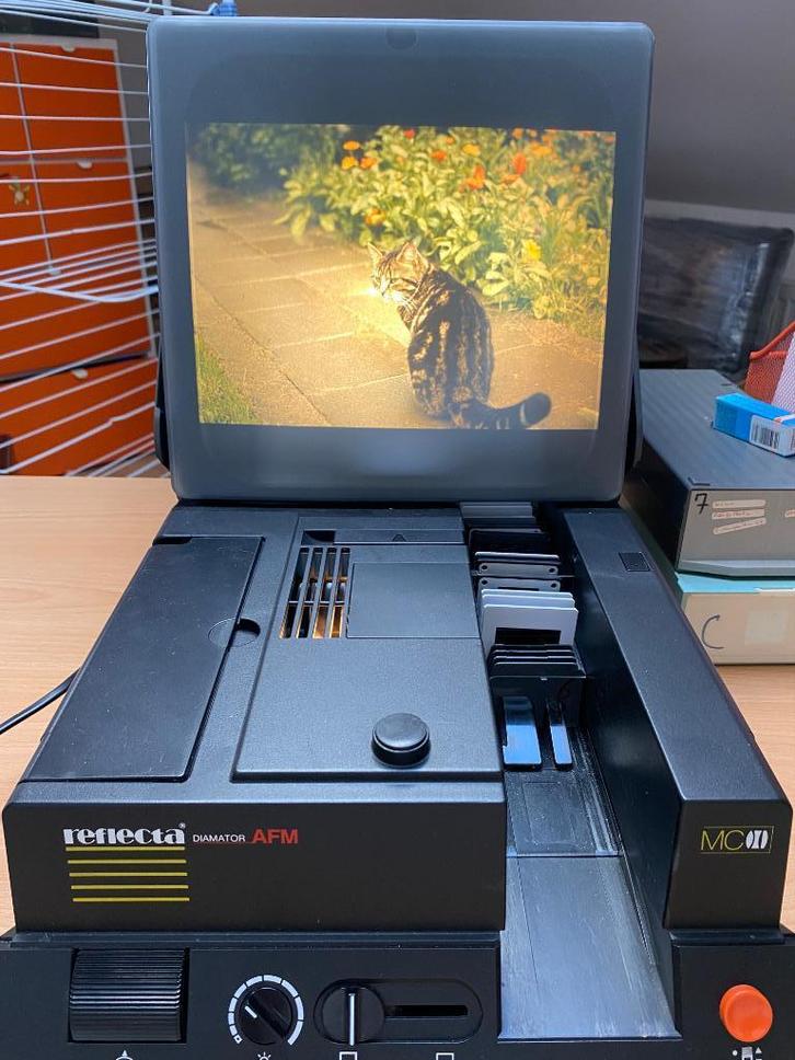 Dias „Reflecta” projector en/of groot projectiescherm, Audio, Tv en Foto, Overige Audio, Tv en Foto, Zo goed als nieuw, Ophalen