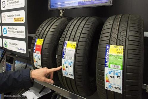Pneu neuf 4saison 225-50-17/225-55-17/225-45-17 95eur ttc Mo, Auto-onderdelen, Banden en Velgen, Band(en), Nieuw, Ophalen