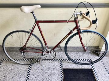 Vintage Guerciotti Racing Road Bike (Steel Frame) disponible aux enchères