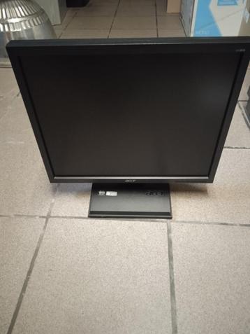 A vendre écran pc ACER V193 18" (48cm) beschikbaar voor biedingen