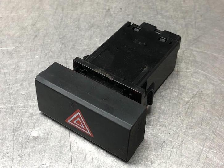 ALARMLICHTEN SCHAKELAAR Hyundai i10 (B5) (|299130180|), Auto-onderdelen, Dashboard en Schakelaars, Hyundai, Gebruikt