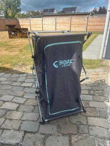 Froyak campingkast beschikbaar voor biedingen